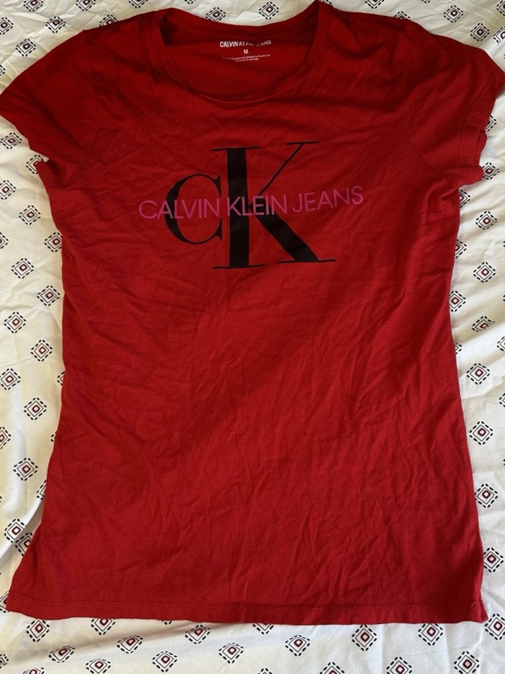 Women’s Red Calvin Klein jeans medium fitting logo black t shirt top round neck